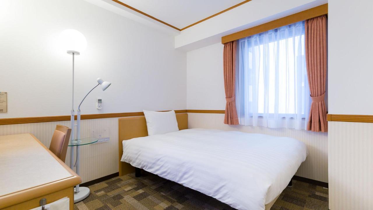 Toyoko Inn Kobe Sannomiya-Eki Higashi ภายนอก รูปภาพ
