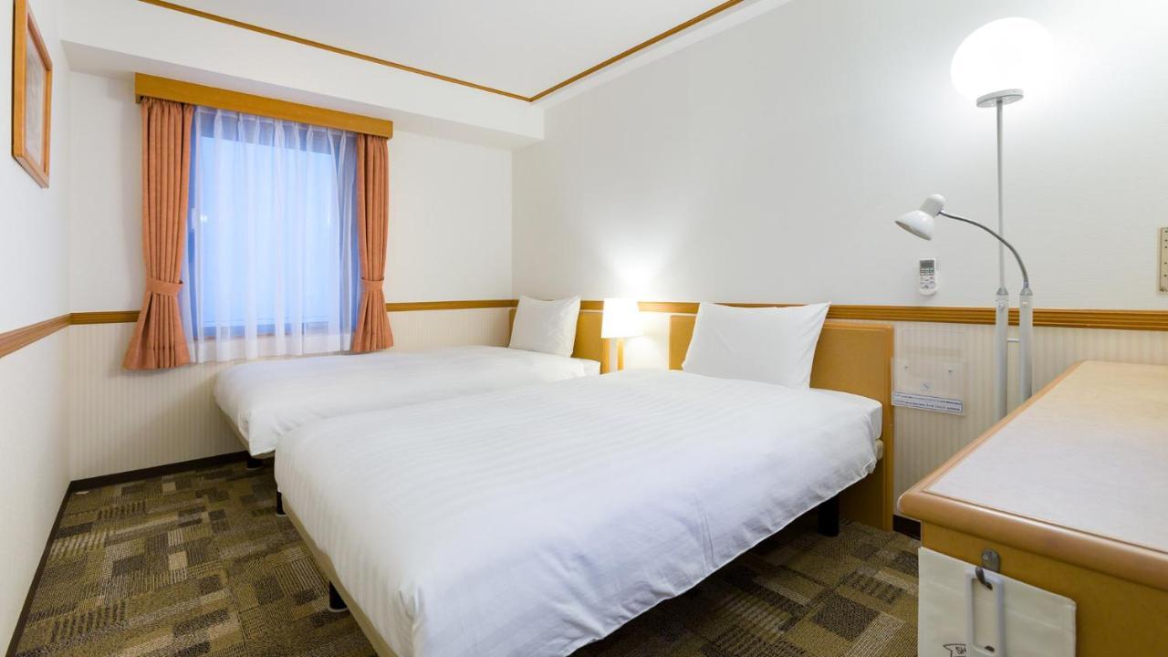 Toyoko Inn Kobe Sannomiya-Eki Higashi ภายนอก รูปภาพ