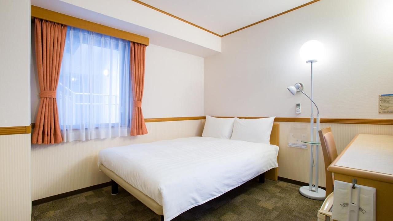 Toyoko Inn Kobe Sannomiya-Eki Higashi ภายนอก รูปภาพ
